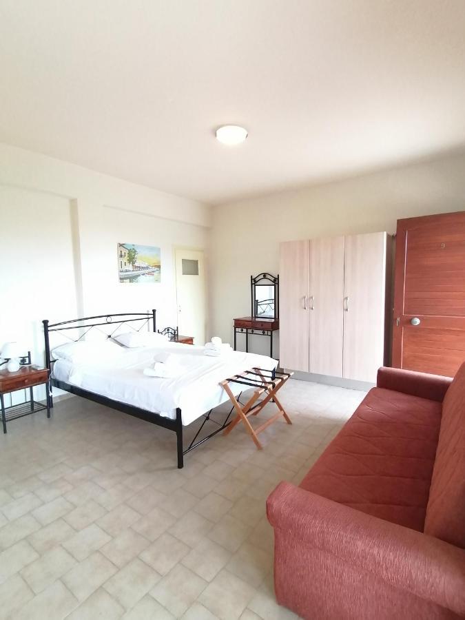 Orizontas Studios & Apartments Svoronata Luaran gambar
